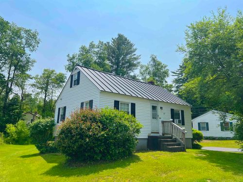 186 Mountain Vw, Chester, VT, 05143-7400 | Card Image