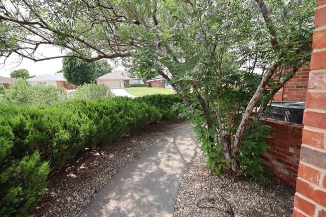 710 Penhurst Ct, House other with 3 bedrooms, 2 bathrooms and 2 parking in San Angelo TX | Image 4
