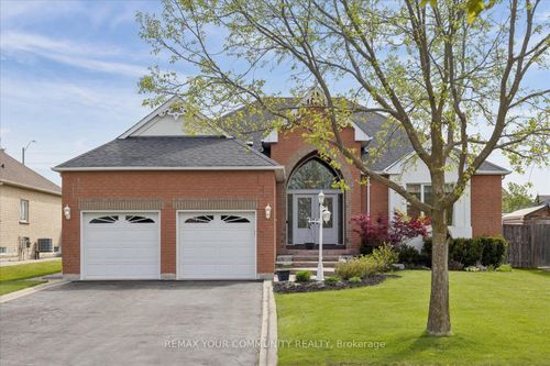 8 Jacob Way, Whitchurch Stouffville, ON, L4A1L1 | Card Image