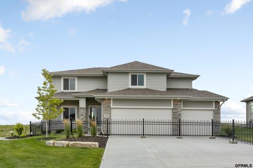 12606 Glenn St, Omaha, NE, 68138-3613 | Card Image