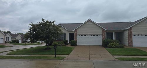 382b-160 Silo View Dr, Wentzville, MO, 63385-4344 | Card Image