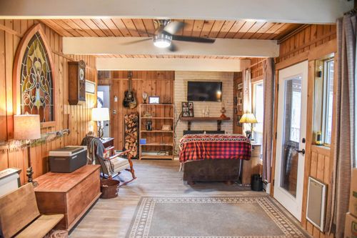 1202 Viva Dell Trl, Red River, NM, 87558 | Card Image