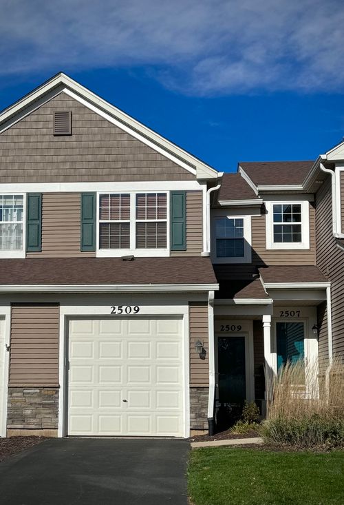 2509 Oneida Ln, Naperville, IL, 60563-4127 | Card Image