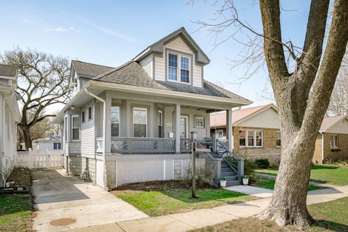 9439 Congress Park Ave, Brookfield, IL, 60513-2804 | Card Image
