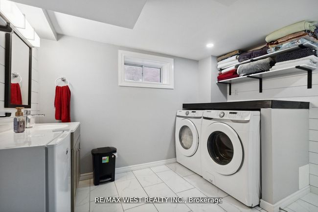 48 Burwell St, House other with 3 bedrooms, 2 bathrooms and 3 parking in Brantford ON | Image 27