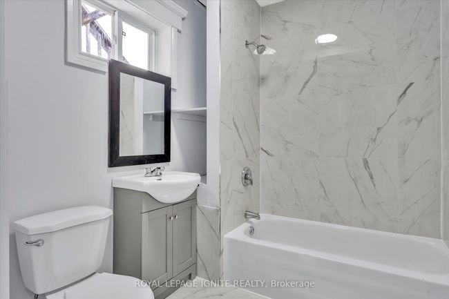 293 Dalhousie St, Home with 5 bedrooms, 3 bathrooms and 4 parking in Peterborough ON | Image 26