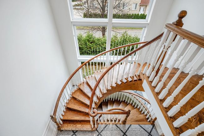 16 Noble St, House other with 7 bedrooms, 6 bathrooms and 12 parking in Markham ON | Image 17