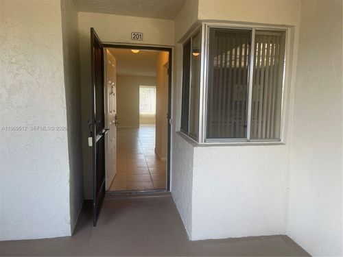 apt-201-3186 Via Poinciana, Lake Worth, FL, 33467-1480 | Card Image