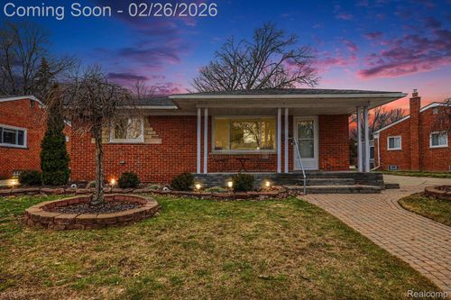 29701 Mark Ave, Madison Heights, MI, 48071-4448 | Card Image