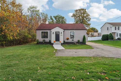1665 Maple Rd, Amherst, NY, 14221-3703 | Card Image