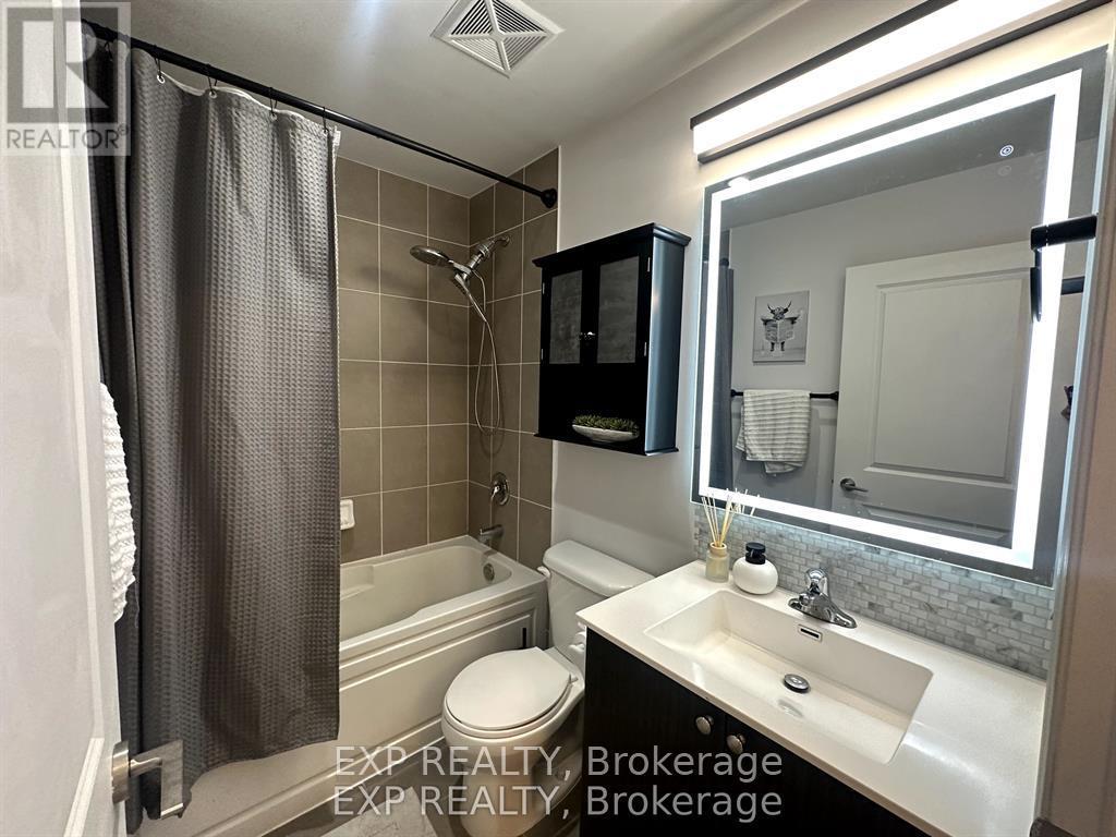 Residential in Toronto (Mimico) 3