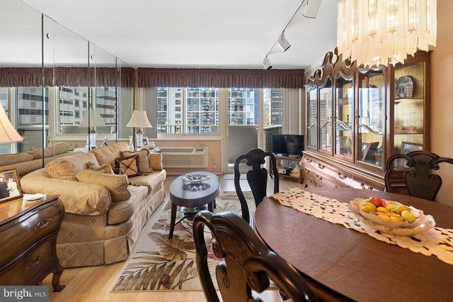 APT-2119 - 1901 John F Kennedy Blvd, Condo with 1 bedrooms, 1 bathrooms and null parking in PHILADELPHIA PA | Image 4