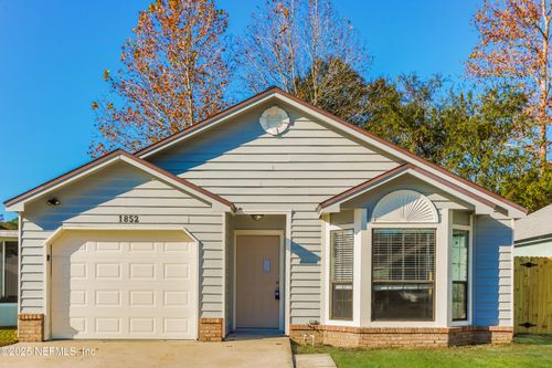 1852 Manitoba Ct N, Middleburg, FL, 32068-4340 | Card Image