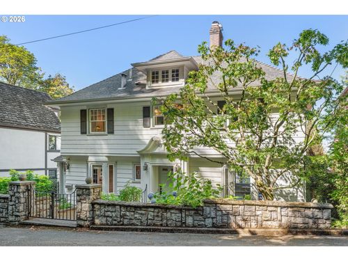 524 Nw Albemarle Ter, Portland, OR, 97210-3111 | Card Image