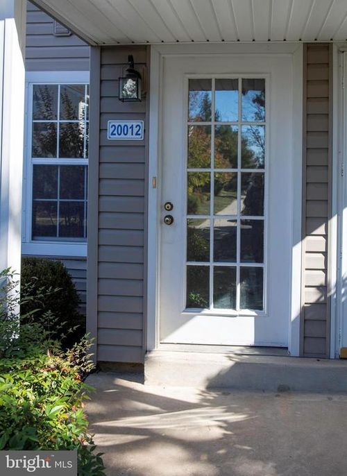 20012 Beacon Hill Dr, HOLLAND, PA, 18966-5323 | Card Image