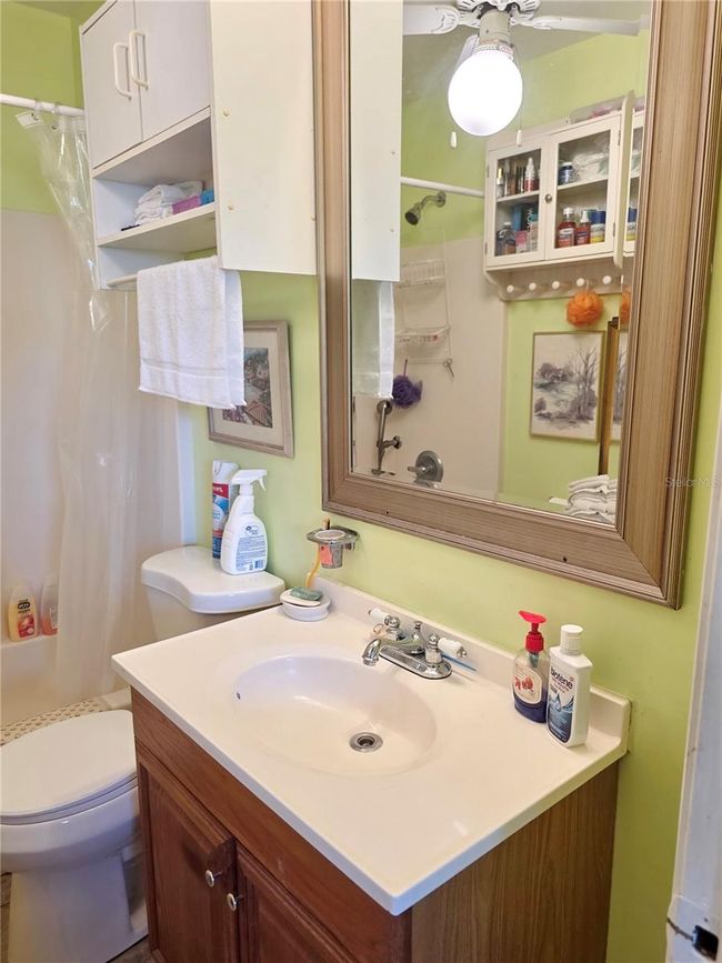Bathroom | Image 29