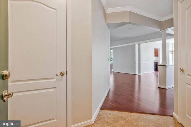 UNIT-206 - 7305 Maplecrest Rd, Condo with 2 bedrooms, 2 bathrooms and null parking in ELKRIDGE MD | Image 4