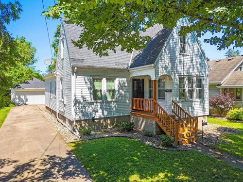 1337 Porlier Street, GREEN BAY, WI, 54301 | Card Image