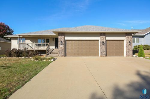 7524 W Boysenberry St Street, Sioux Falls, SD, 57106 | Card Image
