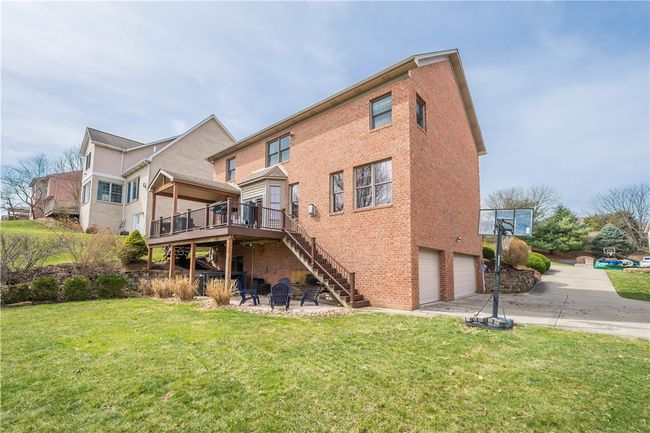 2021 Sterling Dr, House other with 4 bedrooms, 4 bathrooms and 3 parking in Mc Donald PA | Image 38