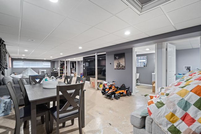 10155 Kildare Ave, House other with 3 bedrooms, 2 bathrooms and 2 parking in Oak Lawn IL | Image 16