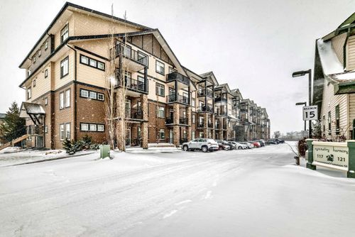 101-117 Copperpond Common Se, Calgary, AB, T2Z5E2 | Card Image