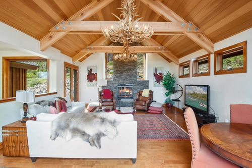 3305 Dardanelles Ave, Tahoe City, CA, 96145-2014 | Card Image
