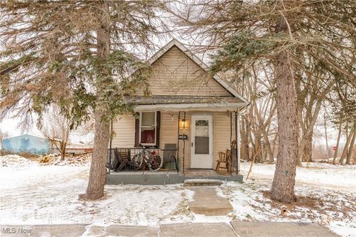 1425 5th St Ne, Canton, OH, 44704-1765 | Card Image