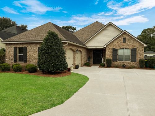 29 Derby Downs Cir, Niceville, FL, 32578-2749 | Card Image