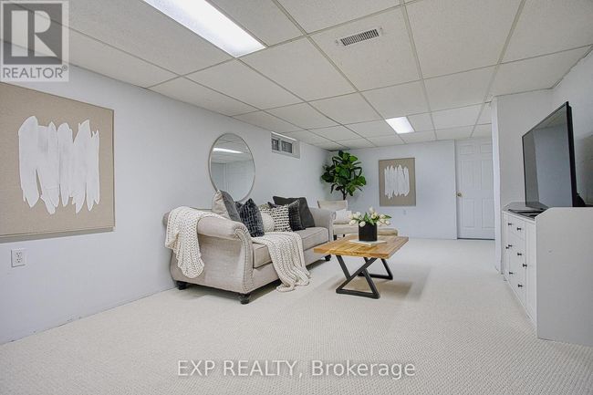 4382 Central Avenue, House other with 5 bedrooms, 2 bathrooms and 5 parking in Lincoln (Beamsville) ON | Image 21