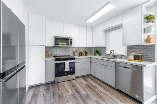 a304-625 Iolani Ave, Honolulu, HI, 96813-1867 | Card Image