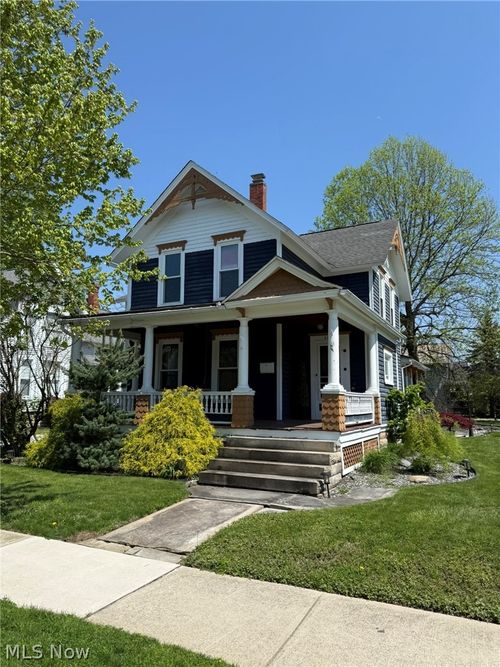 495 Church St, Amherst, OH, 44001-2205 | Card Image