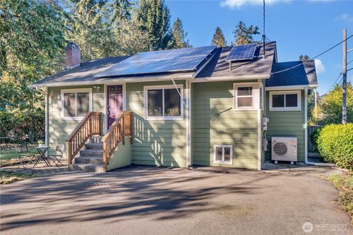 13203 10th Ave S, Burien, WA, 98168-2740 | Card Image