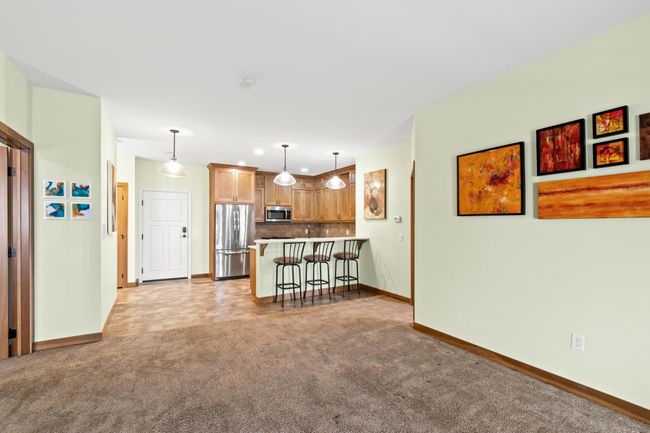 Living Room to Kitchen | Image 8