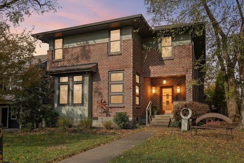 913 Fatherland St, Nashville, TN, 37206-3708 | Card Image
