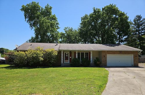 142 Fielder Dr, Salem, IL, 62881-3619 | Card Image