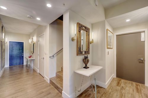 173 Se 1st Cir, Pompano Beach, FL, 33060-7300 | Card Image