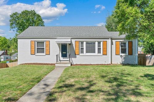 1811 Fareham Rd Sw, Roanoke, VA, 24015-2633 | Card Image