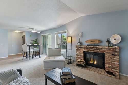 apt-33-2220 Ridge Dr, Saint Louis Park, MN, 55416-5619 | Card Image