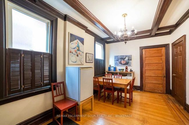 222 Hess St S, House other with 4 bedrooms, 2 bathrooms and 3 parking in Hamilton ON | Image 14