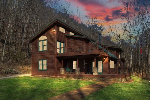 140 Carver Hollow Rd, Pleasant Shade, TN, 37145-3525 | Card Image