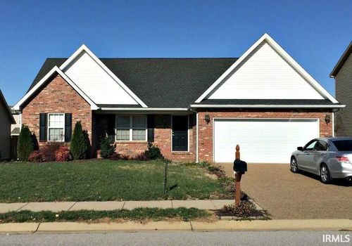 10700 Tecumseh Dr, Newburgh, IN, 47630-8720 | Card Image