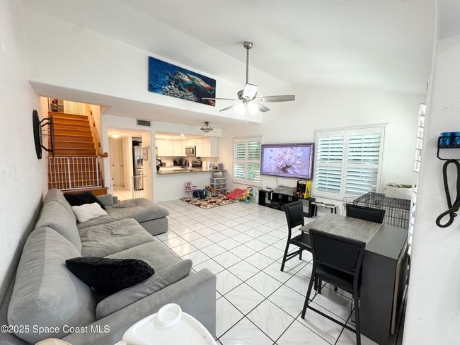 1 - 255 Woodland Ave, Townhouse with 2 bedrooms, 2 bathrooms and null parking in Cocoa Beach FL | Image 6