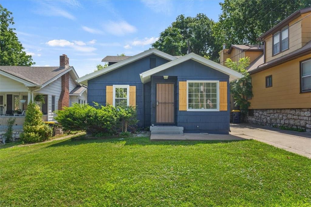 Kensington Ave, Kansas City, MO 64123