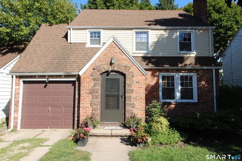 53 Lilac Ave, Hamden, CT, 06517-2711 | Card Image