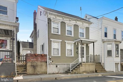 430 E Main St, SCHUYLKILL HAVEN, PA, 17972-1311 | Card Image