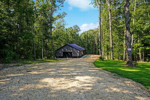 610 Walnut Grove Rd, Dover, TN, 37058-1415 | Card Image