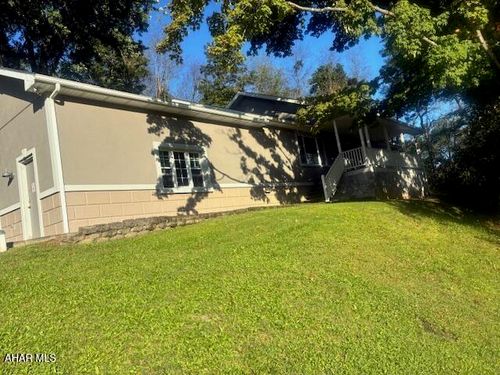 2404 Maple Hollow Rd, Duncansville, PA, 16635-6610 | Card Image