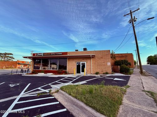 505 S Hancock St, Rockingham, NC, 28379-4211 | Card Image