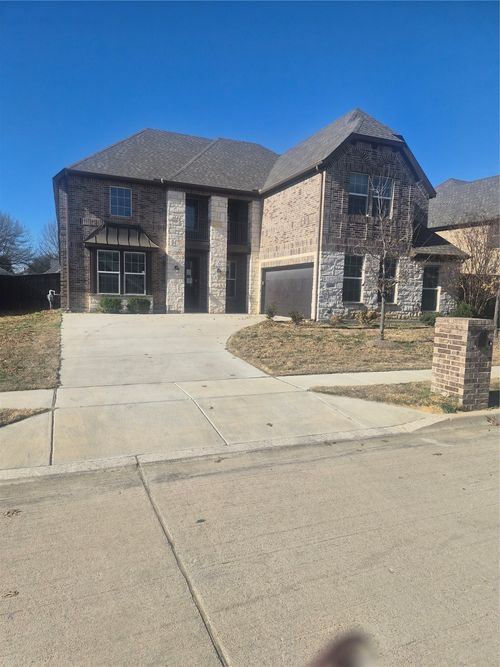 1025 Merion Dr, Burleson, TX, 76028-3351 | Card Image